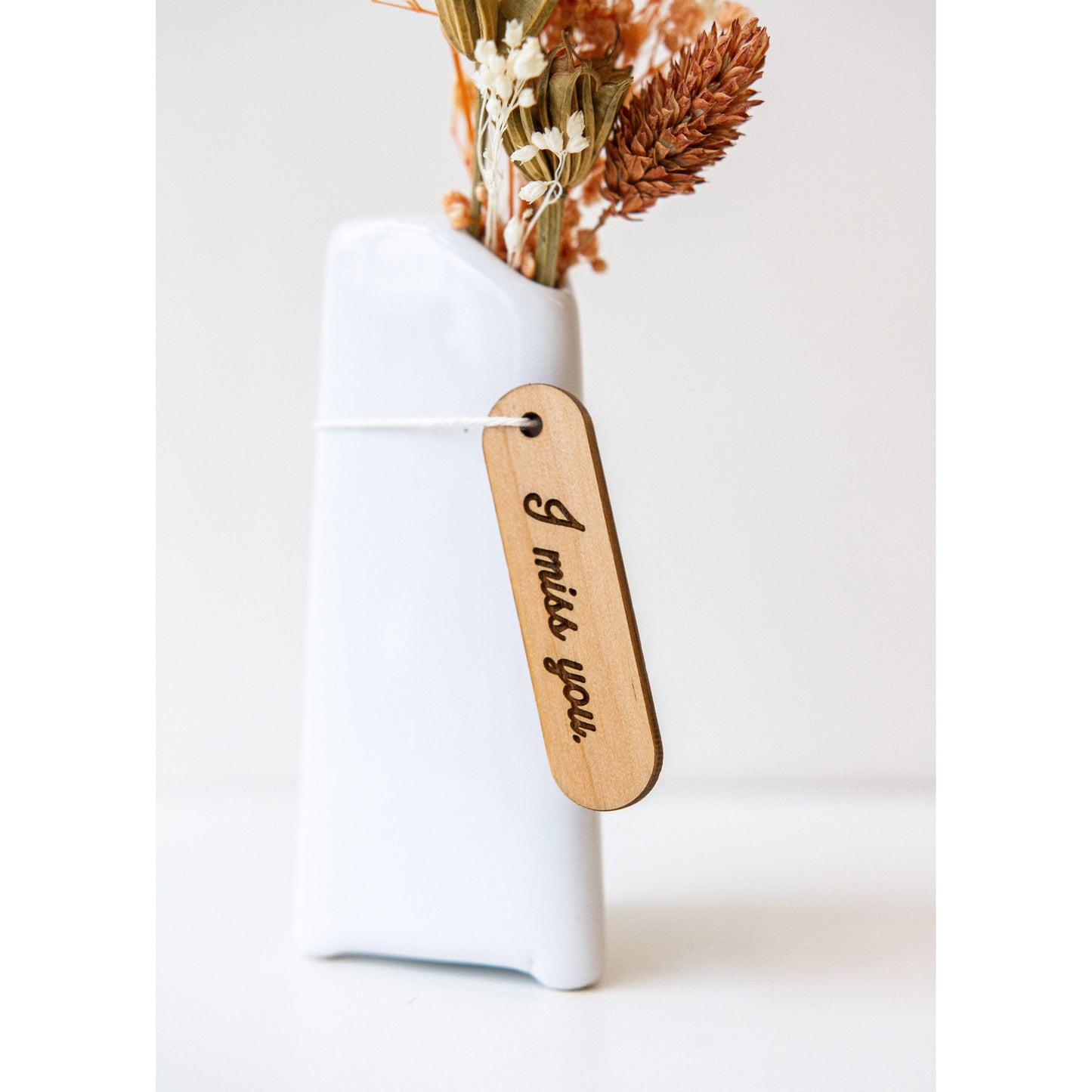Mini Dried Floral Vases & Wood Gift Tag:  No boxes