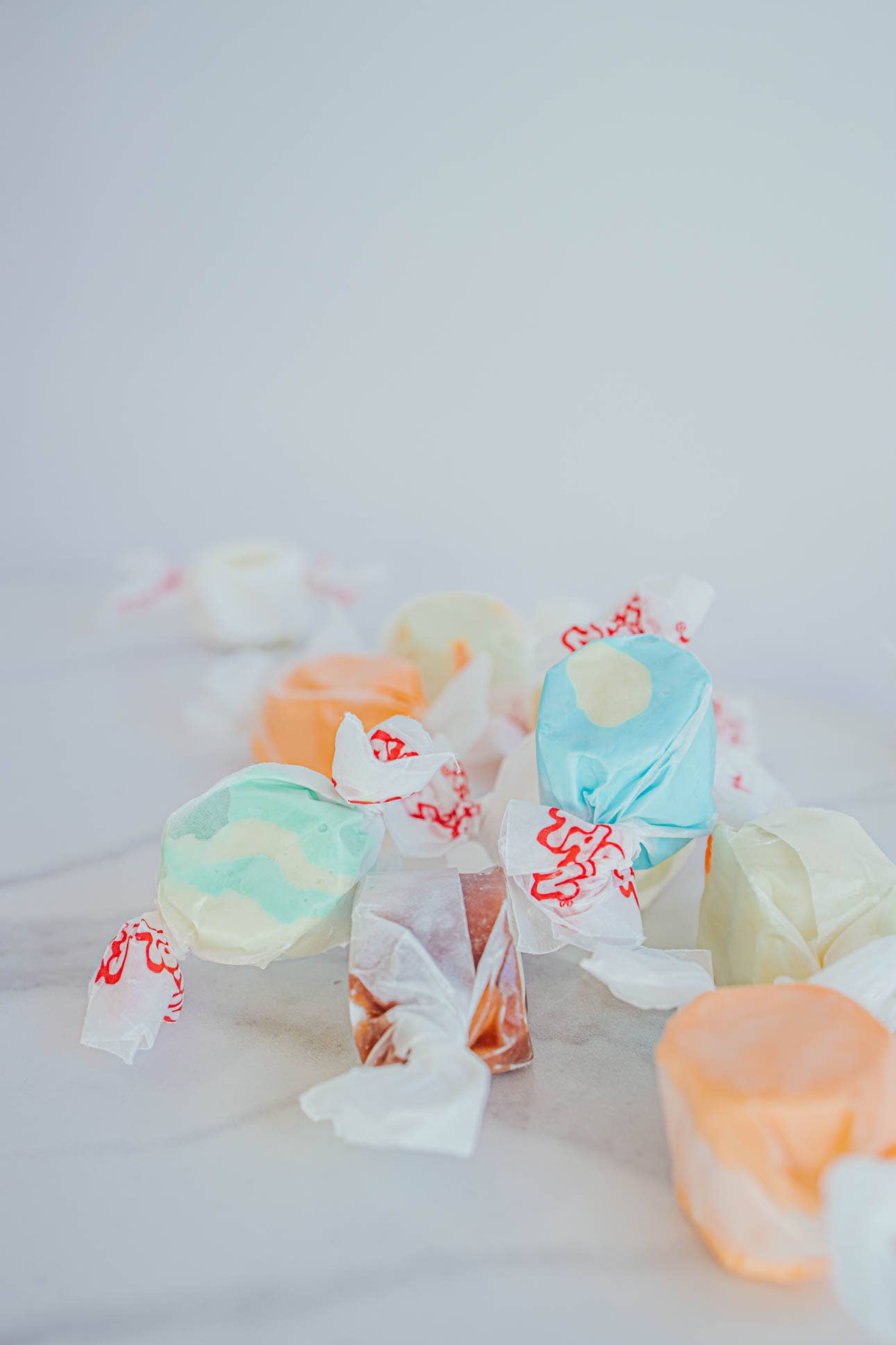HAWAIIAN MIX TAFFY