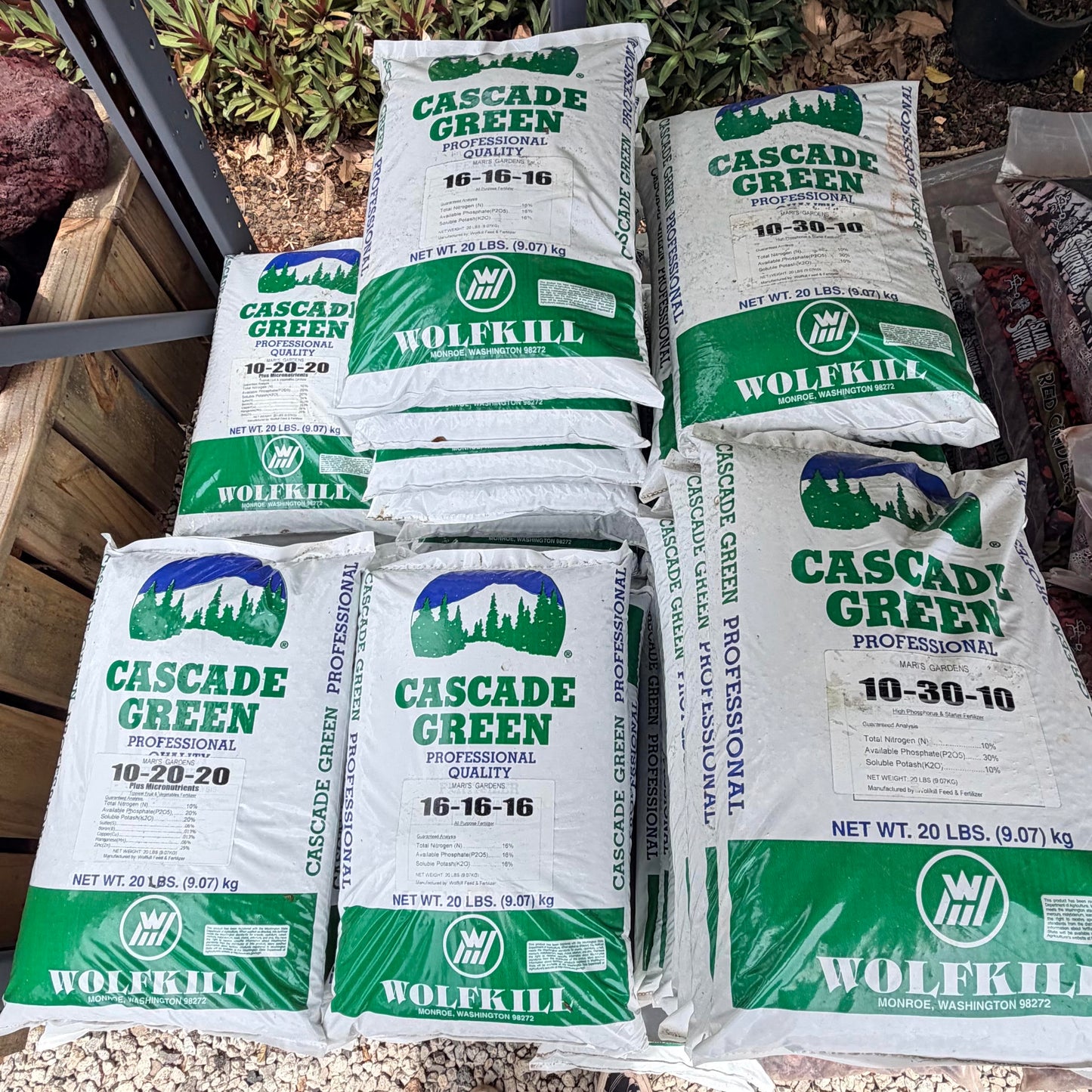 Cascade Green Fertilizer