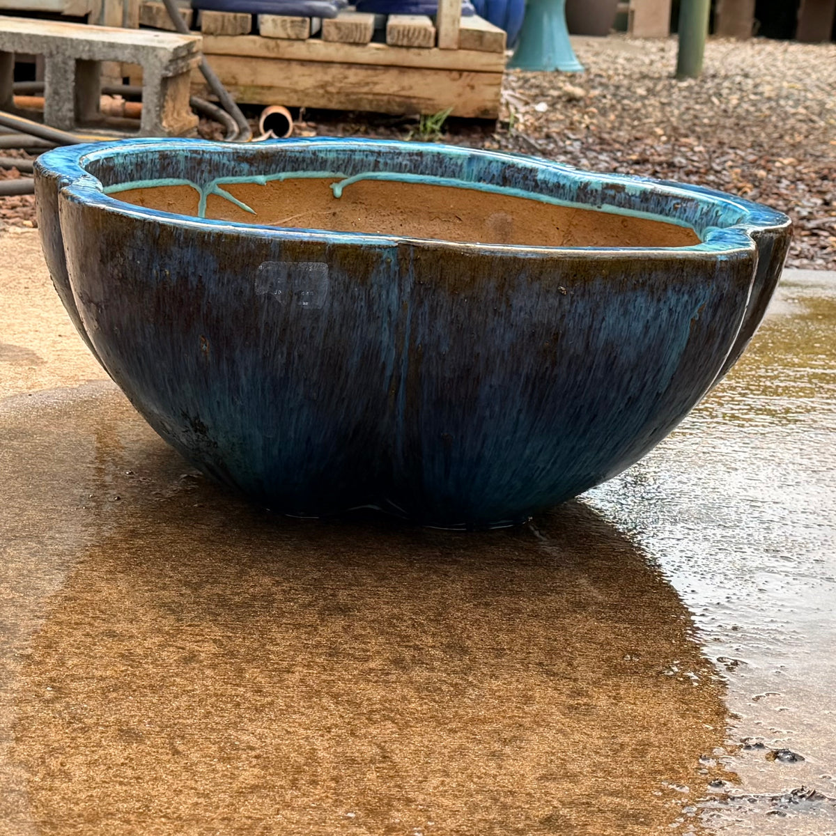 Floral Shape Planter