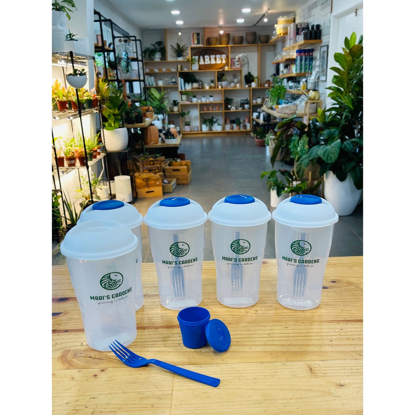 Mari's Gardens Salad Shaker