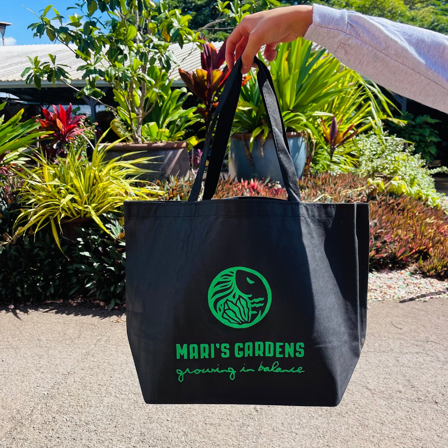 Mari's Gardens Reusable Bag
