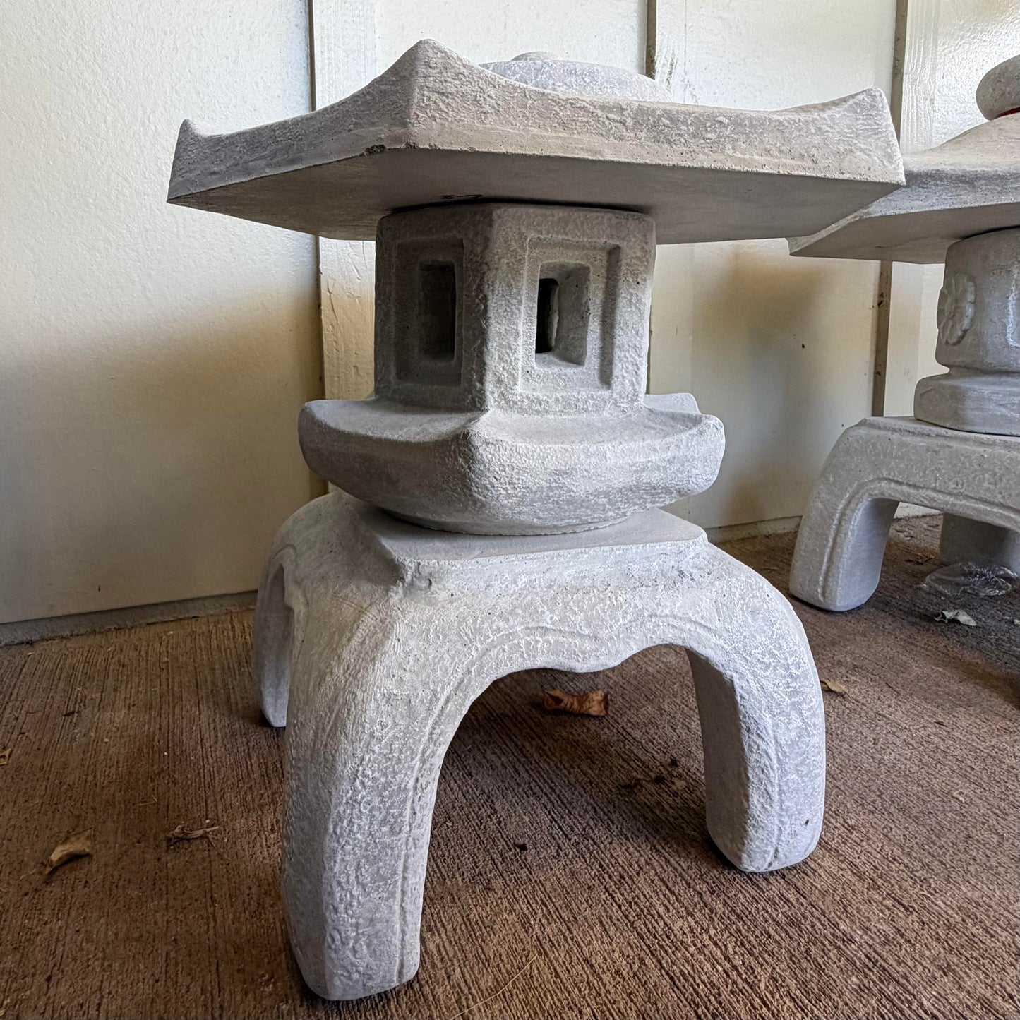 Niwa Lantern