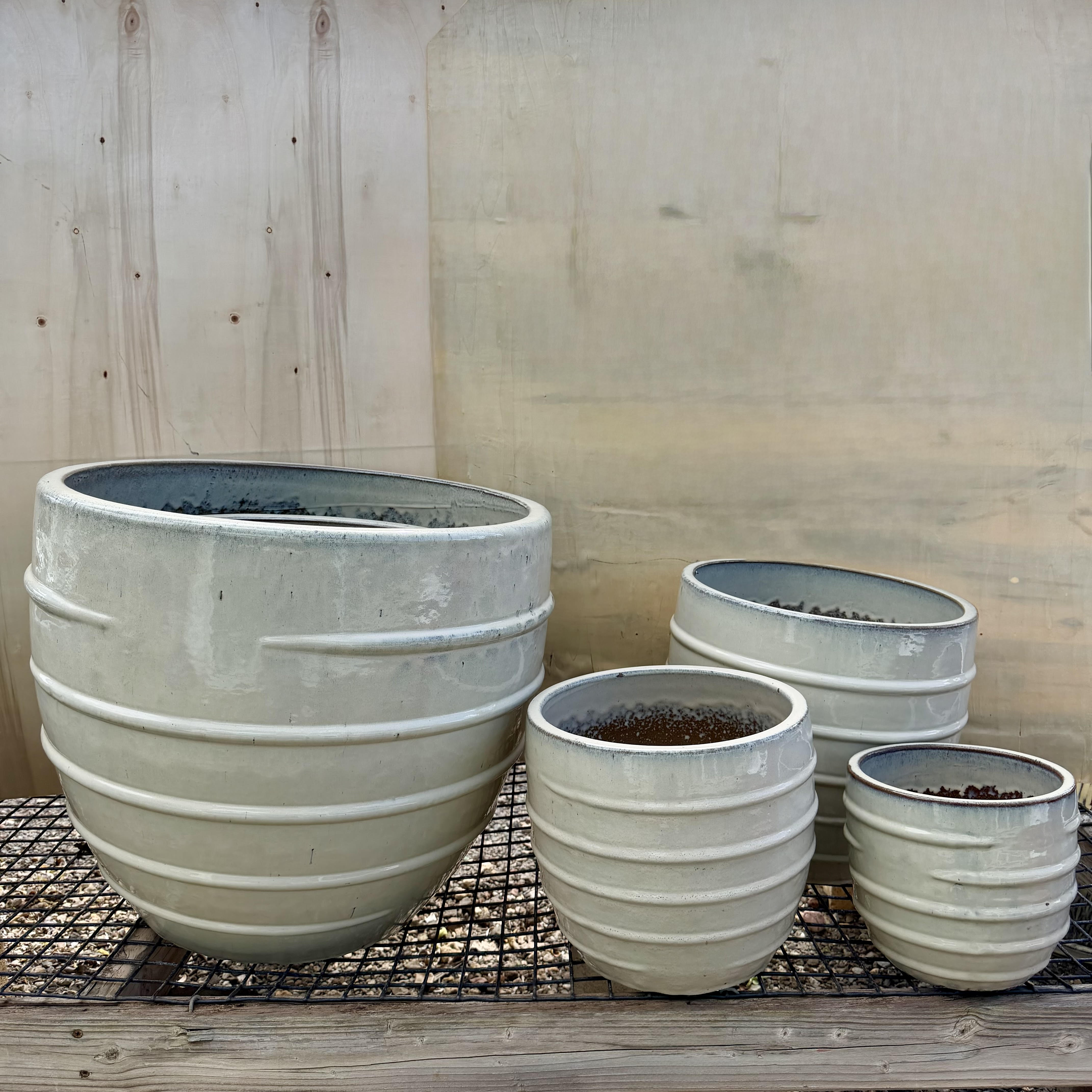 Thames Ceramic Planter – Mari's Gardens