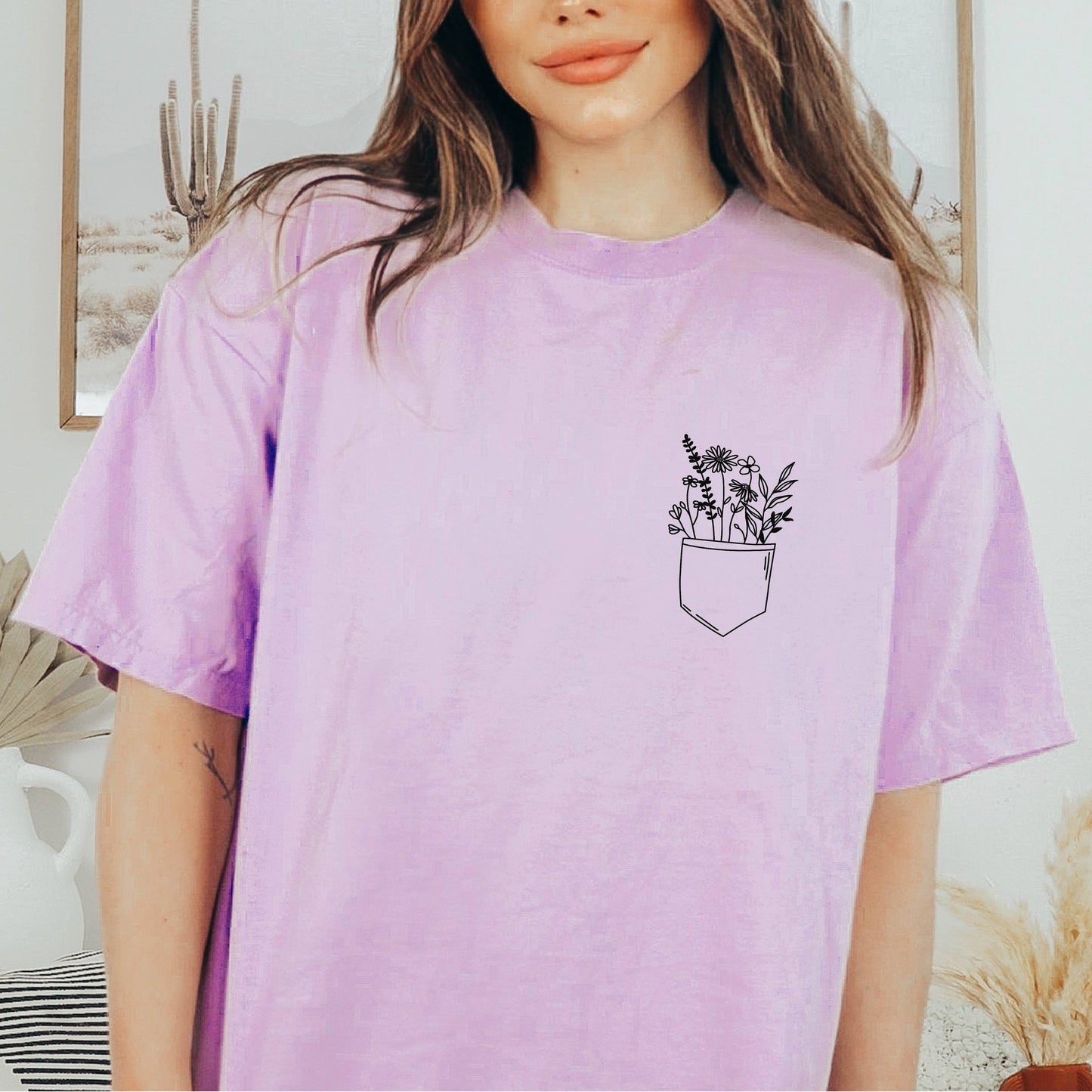 Spring Tee Wildflower Pocket Print Women's Graphic Tee