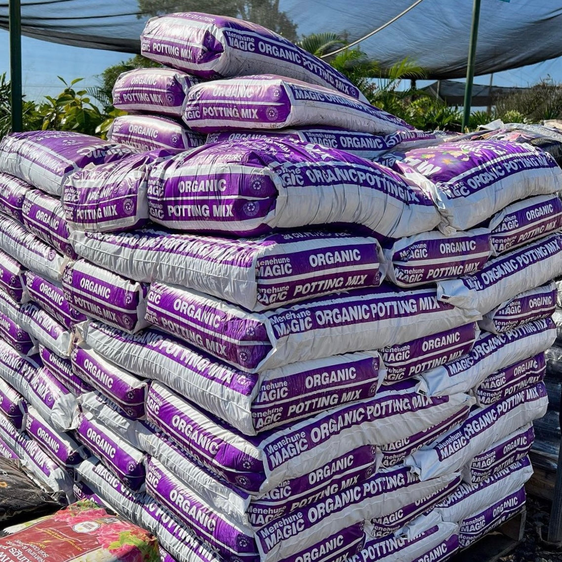 Menehune Magic — Organic Potting Mix 1 cu ft