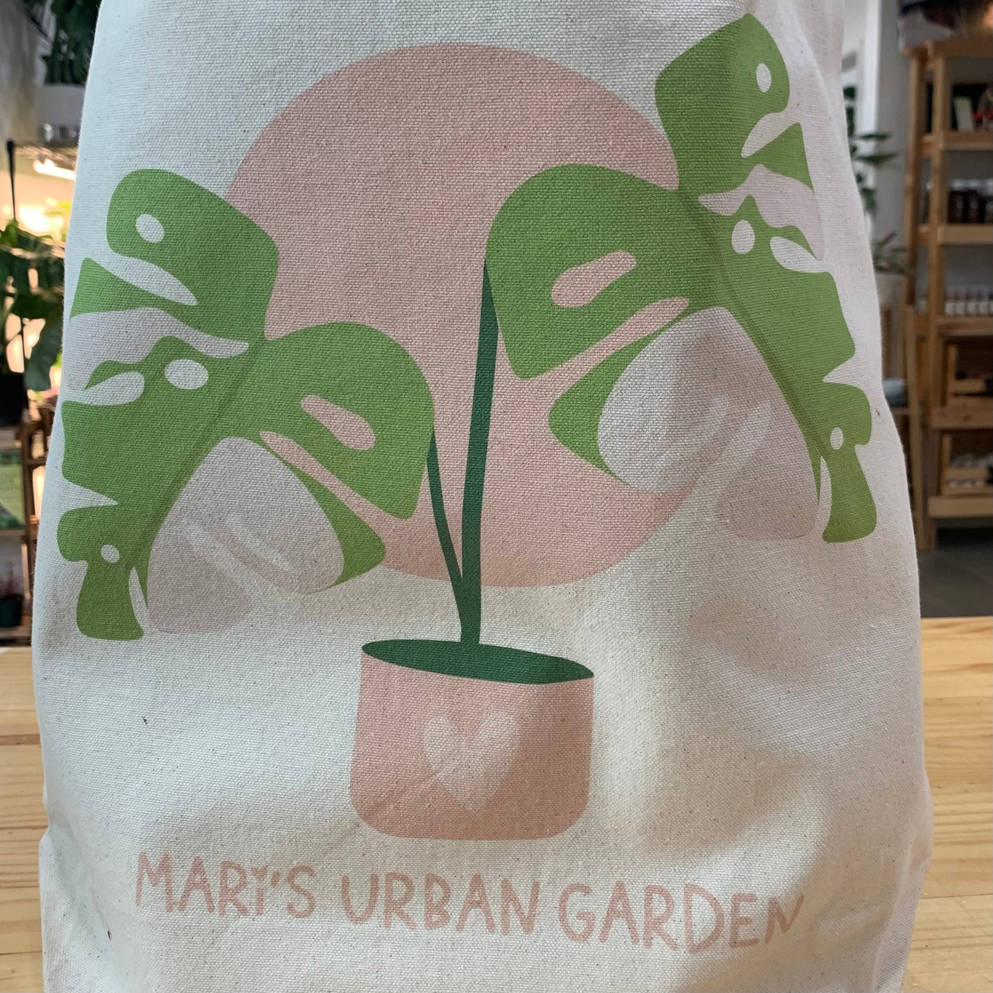 Eden in Love x Mari’s Gardens
