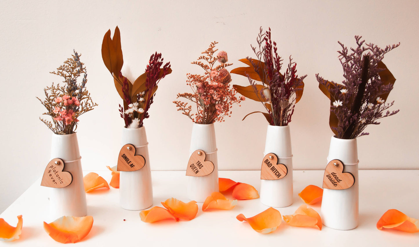 Mini Dried Floral Vases & Wood Tag - Valentine's Edition