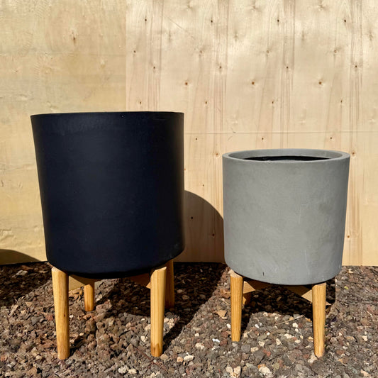 Fiber Clay Cylinder on Stand