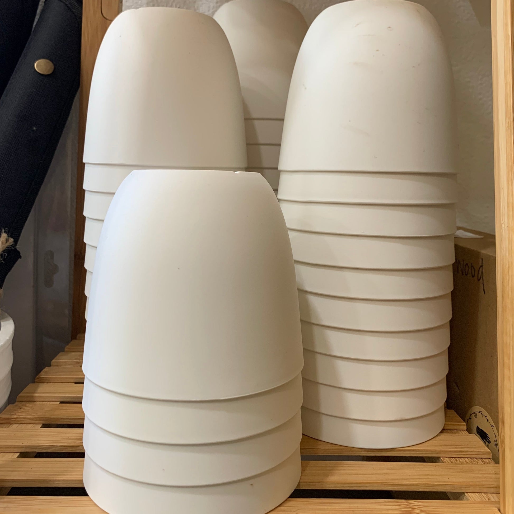 Plastic Planters with Trays – Mari's Gardens