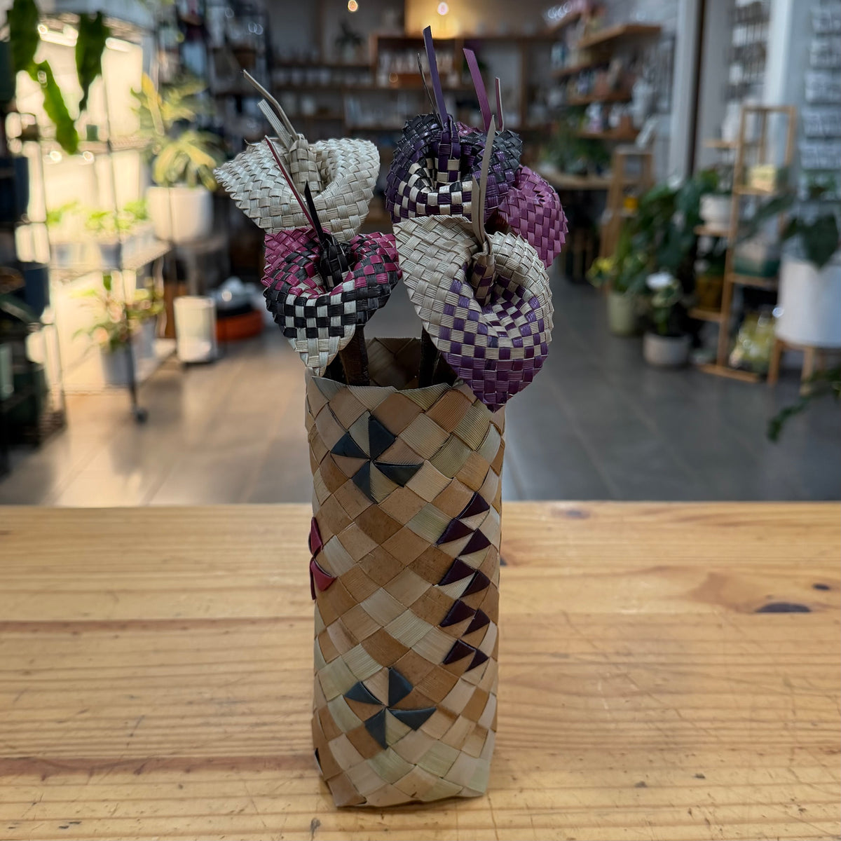 Hand woven - Lauhala Anthurium