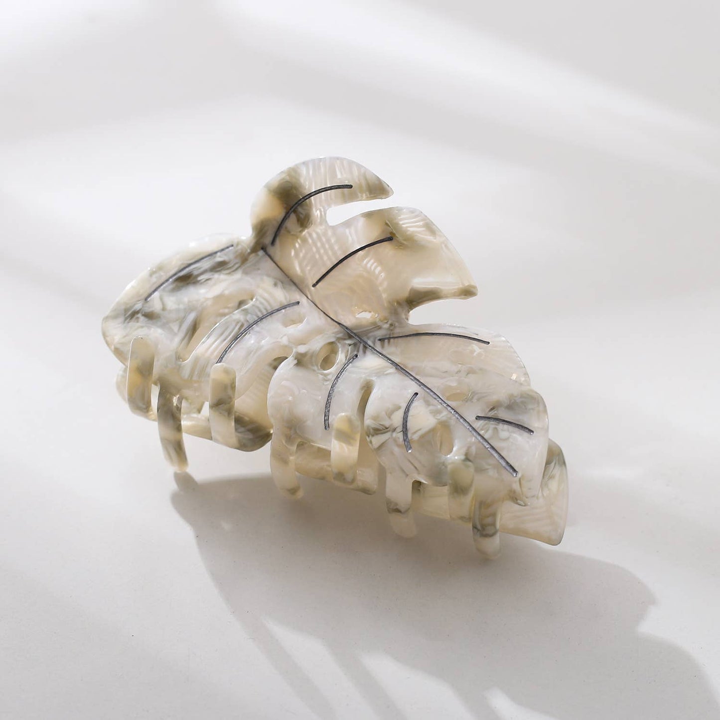 Monstera Leaf Claw Clip